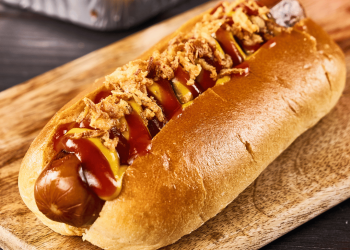HOT DOGS